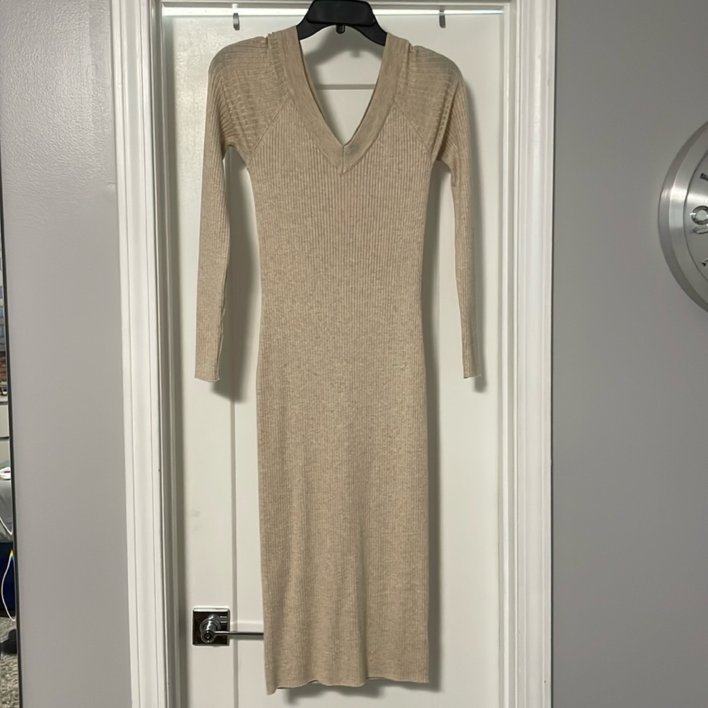 Midi dress - cream v neck midi dress